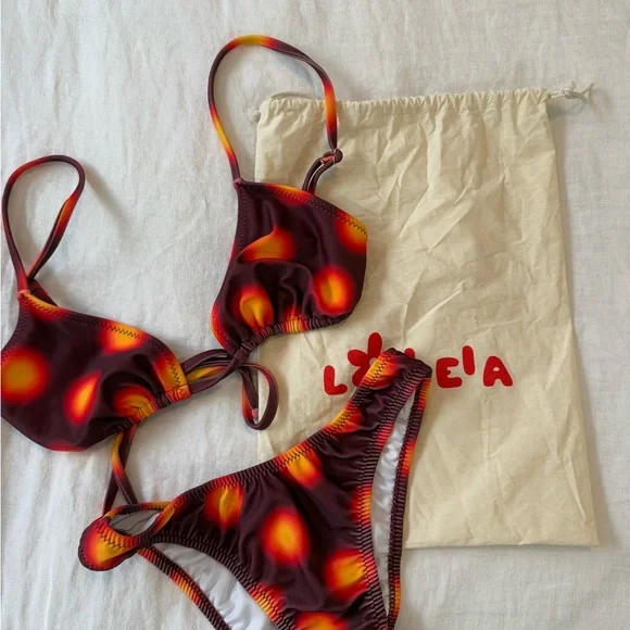 Loleia Swim Playa Blanca Glow Burgundy - Shoulder Top and Scrunchie Bottoms - Picture 6 of 12